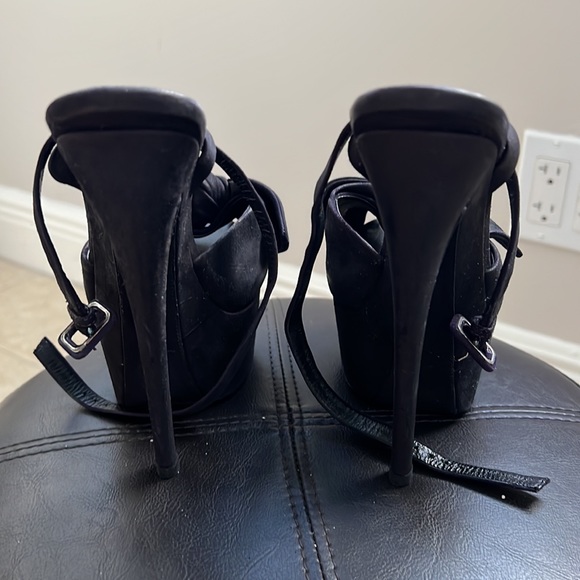 Giuseppe Zanotti - Picture 9 of 16